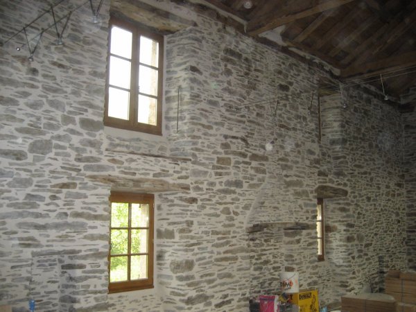 rénovation maison en pierre à Loyettes 
